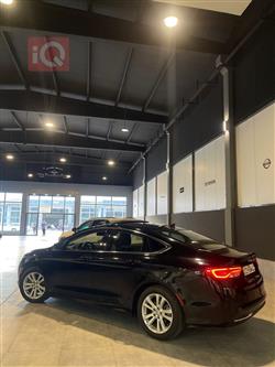 Chrysler 200